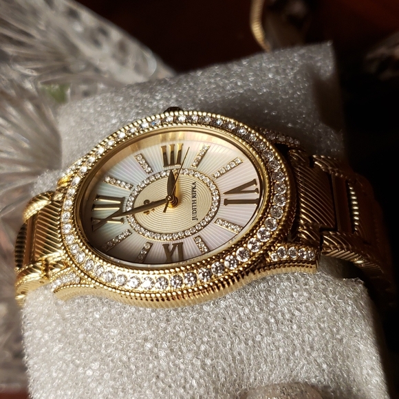 Judith Ripka Gold Bling with mother of pearl face watch and 2 additional bands - Picture 6 of 9